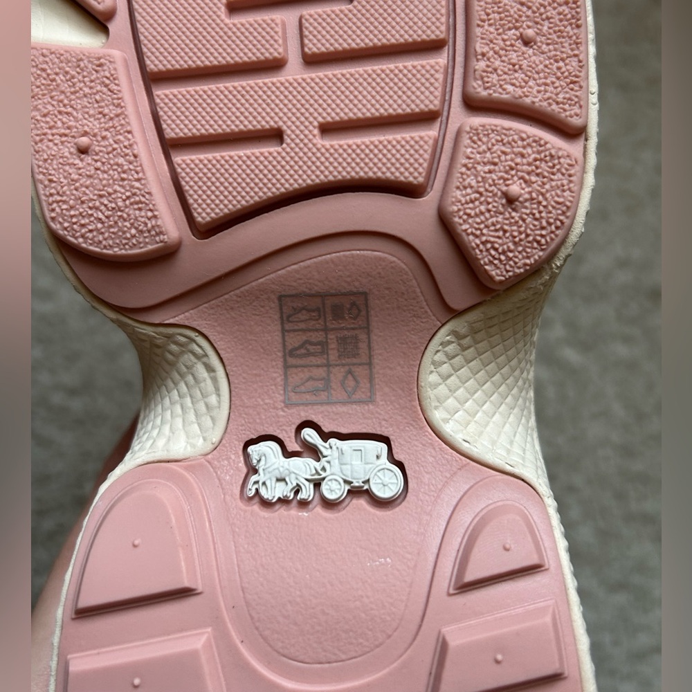 💜SOLD💜Coach Strider Sneaker In Signature Canvas Khaki/Light Pink Size 6B - Picture 10 of 13